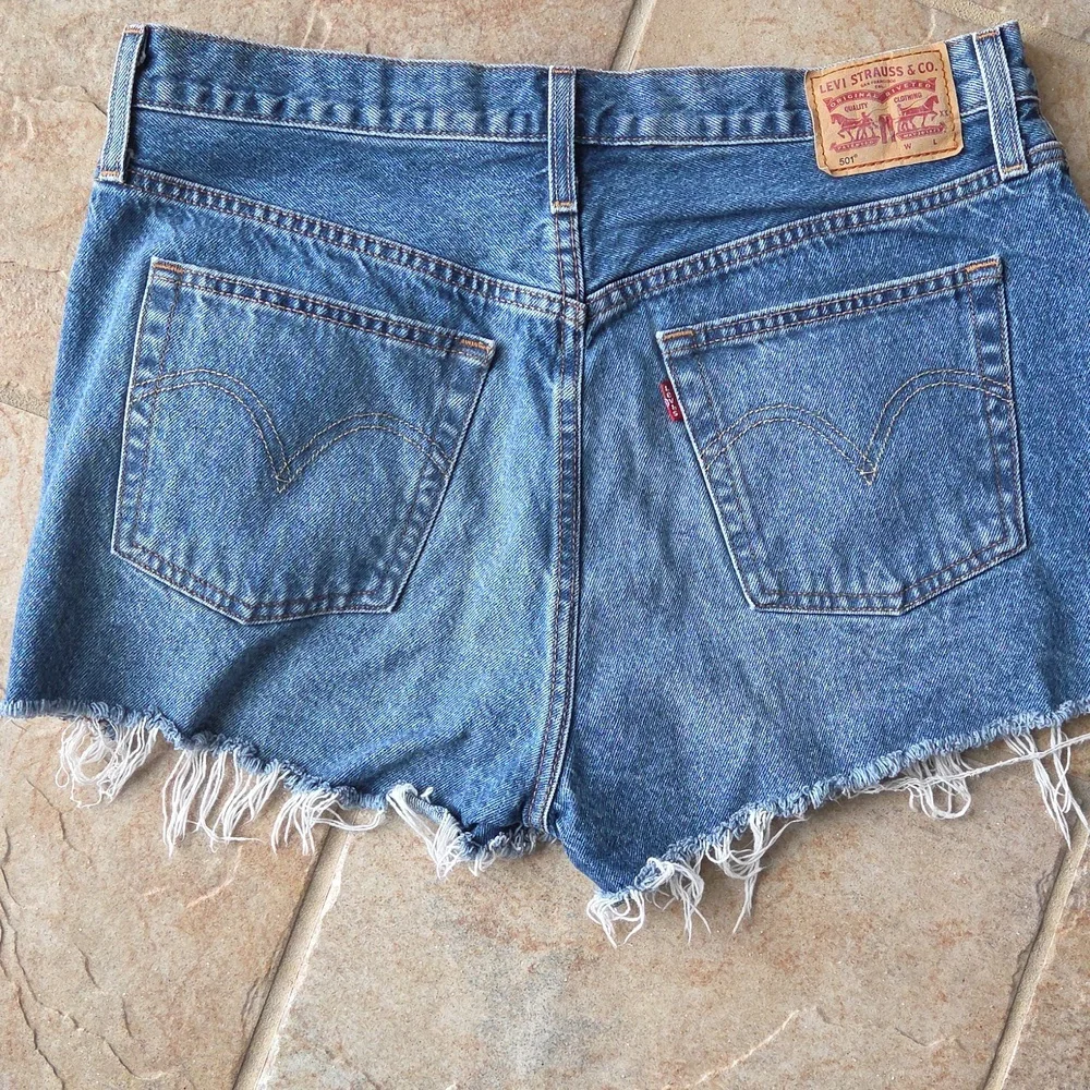 Levi’s 501 High Rise Distressed Cutoff Denim Jean Shorts Button Fly Blue